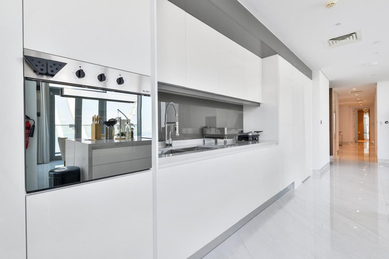 Spectacular 3 Bedroom Condo With Maids Room Facing The Dubai Eye Zewnętrze zdjęcie